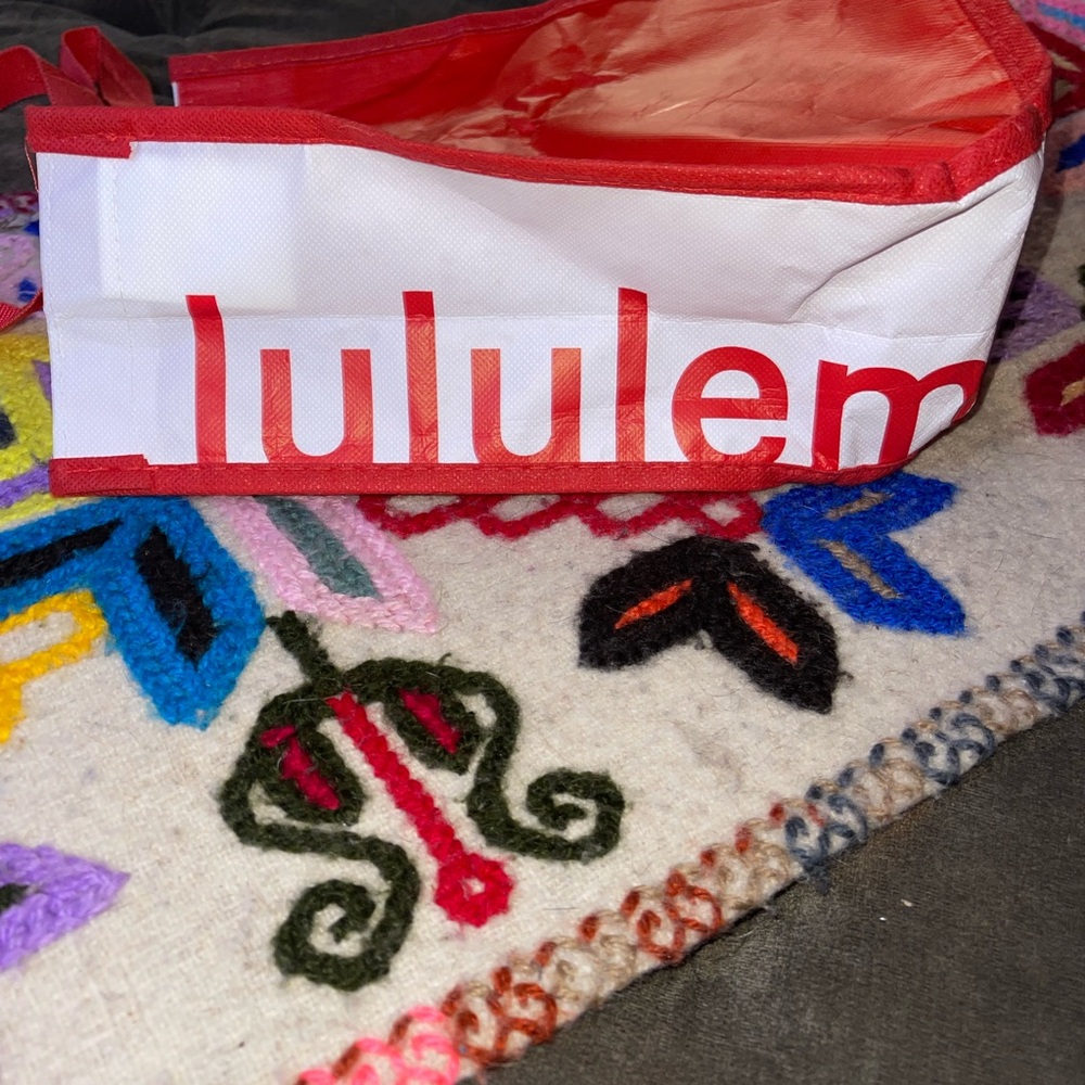lululemon athletica Red Tote Bag - Picture 2 of 2